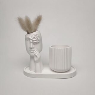 Pack Représentant un visage tenant une fleur, Support de bougie Plateau Oval en Plâtre