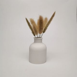 Vase en plâtre empate